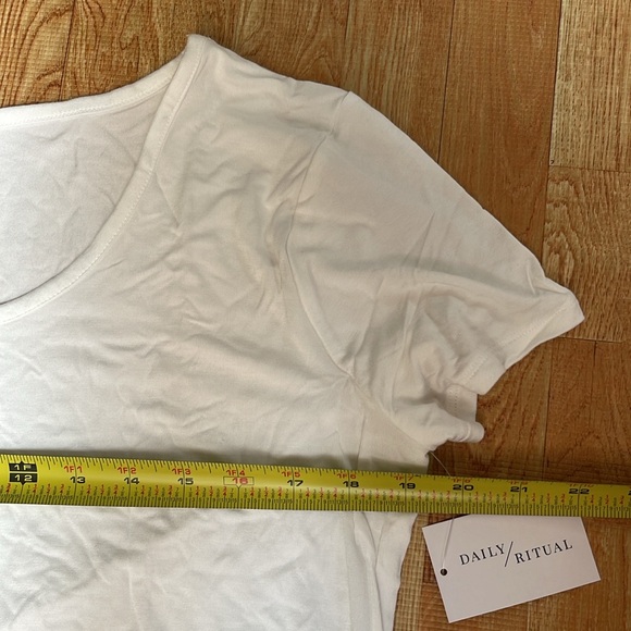 NWT EcoVero Lenzing viscose short sleeve tee size L - Picture 8 of 10